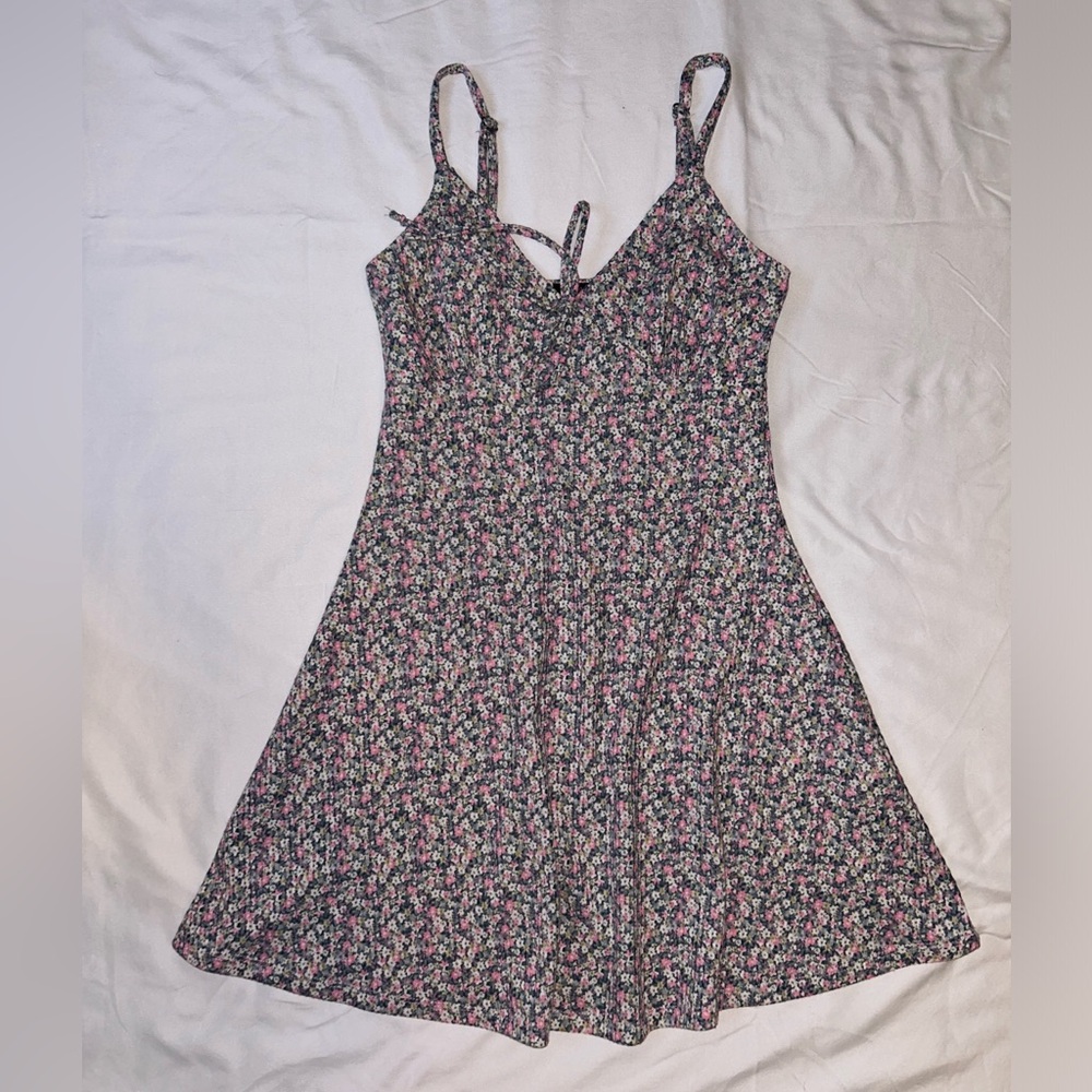 Floral mini dress, size small